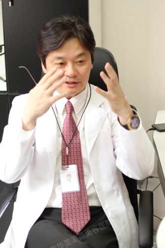 郑仁善教授坐诊华美  不出国门享受韩式眼部整形
