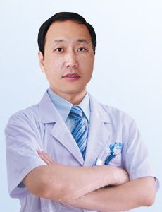 中国例“变脸”手术主刀医师韩岩