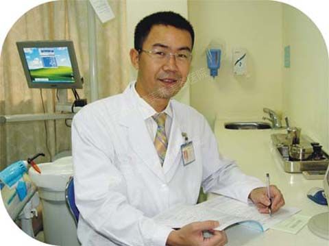晓明介绍老人秋季适种牙