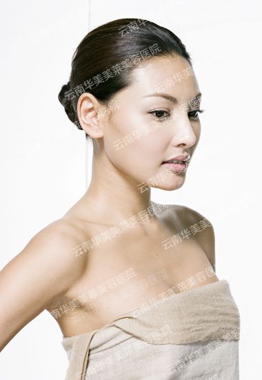 注射瘦脸针后多久可以化妆？